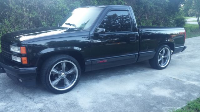 1990 Black Chevrolet Silverado 1500 Standard Cab Pickup