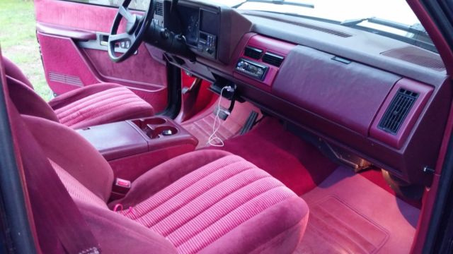 1990 Black Chevrolet Silverado 1500 Standard Cab Pickup