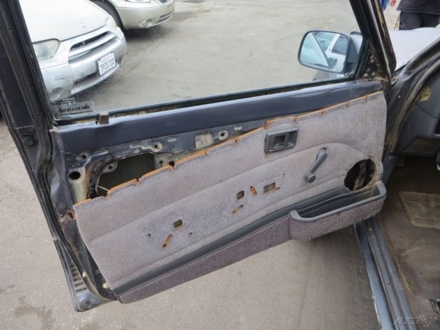 1990 Gray Toyota Pickup