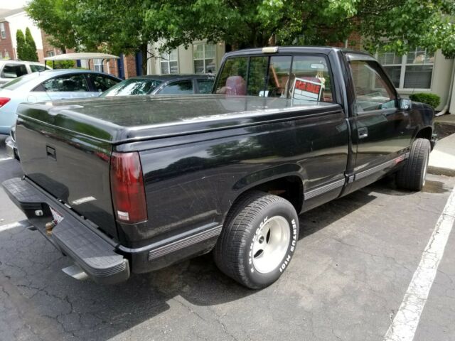1990 Black Chevrolet C/K Pickup 1500 Cab & Chassis