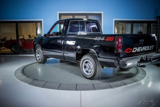 1990 Black Chevrolet C/K Pickup 1500