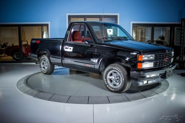 1990 Black Chevrolet C/K Pickup 1500