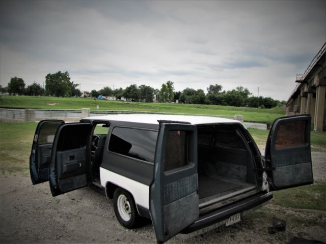 1990 Chevrolet Suburban