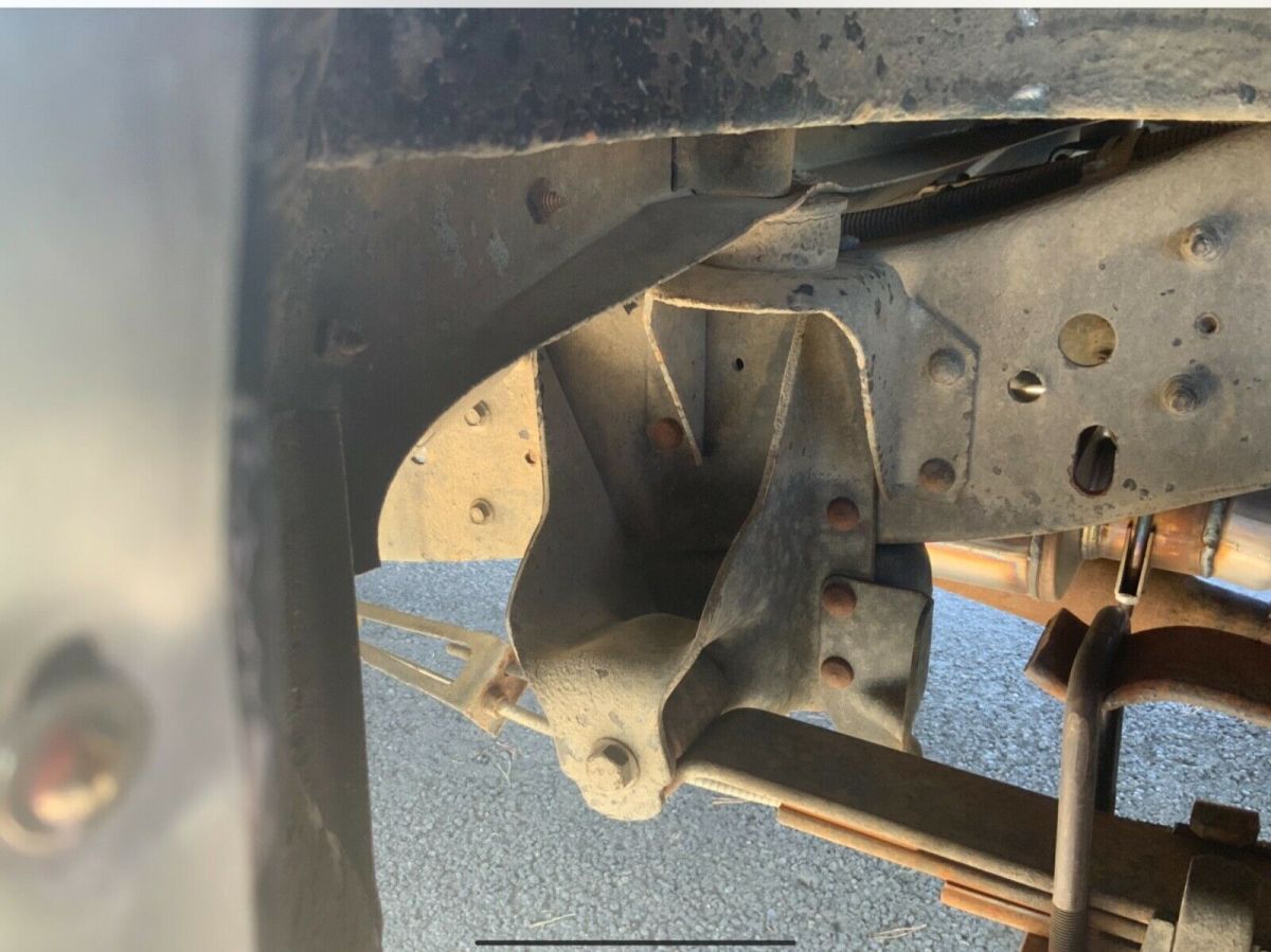 1990 Blue Chevrolet Suburban SUV