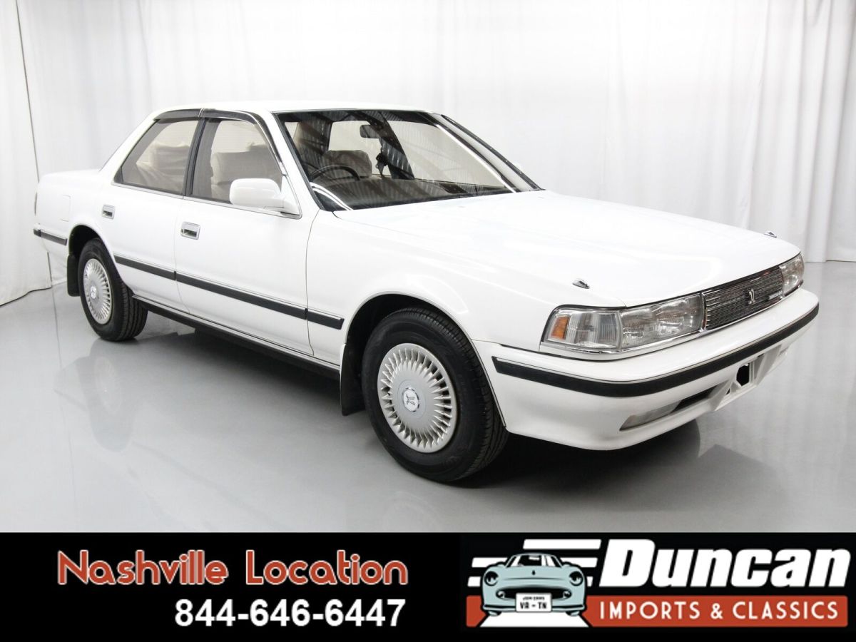 1990 White Toyota Cresta Sedan