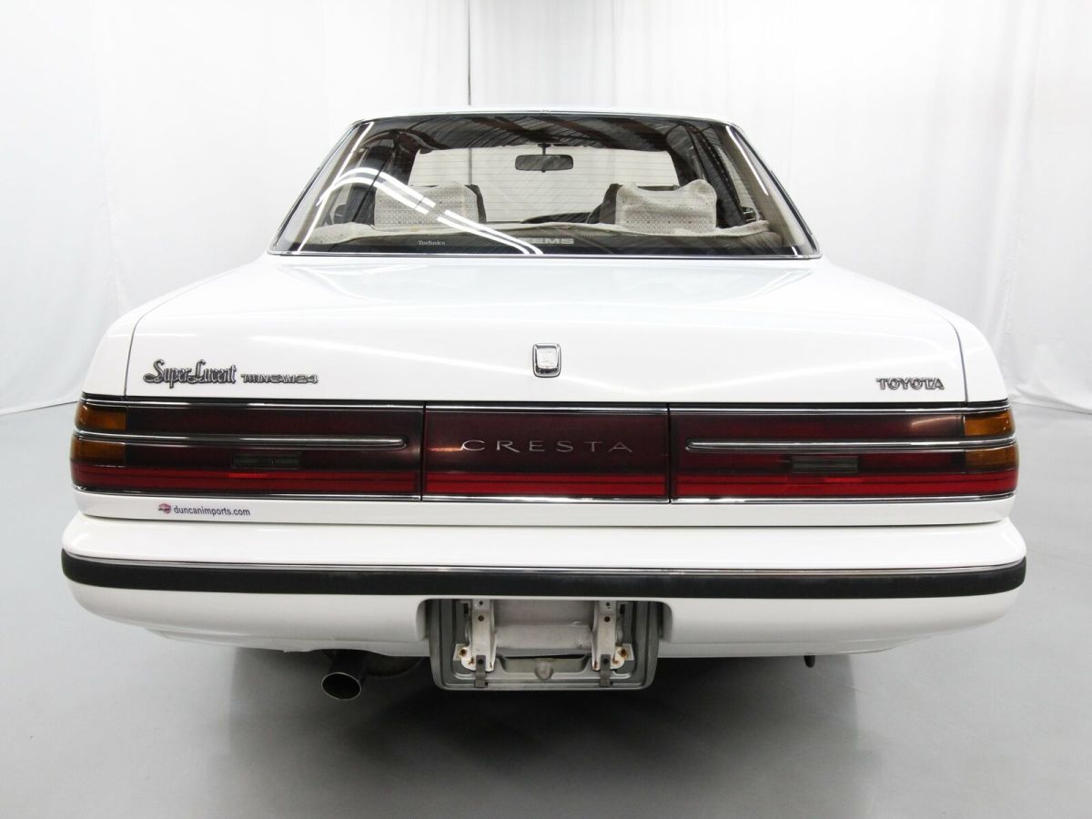 1990 White Toyota Cresta Sedan