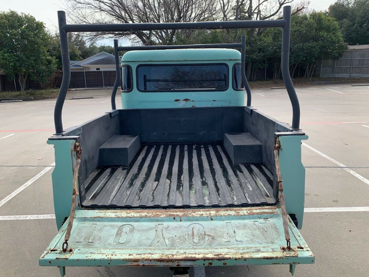 1990 Green Toyota Land Cruiser Crew Cab Pickup