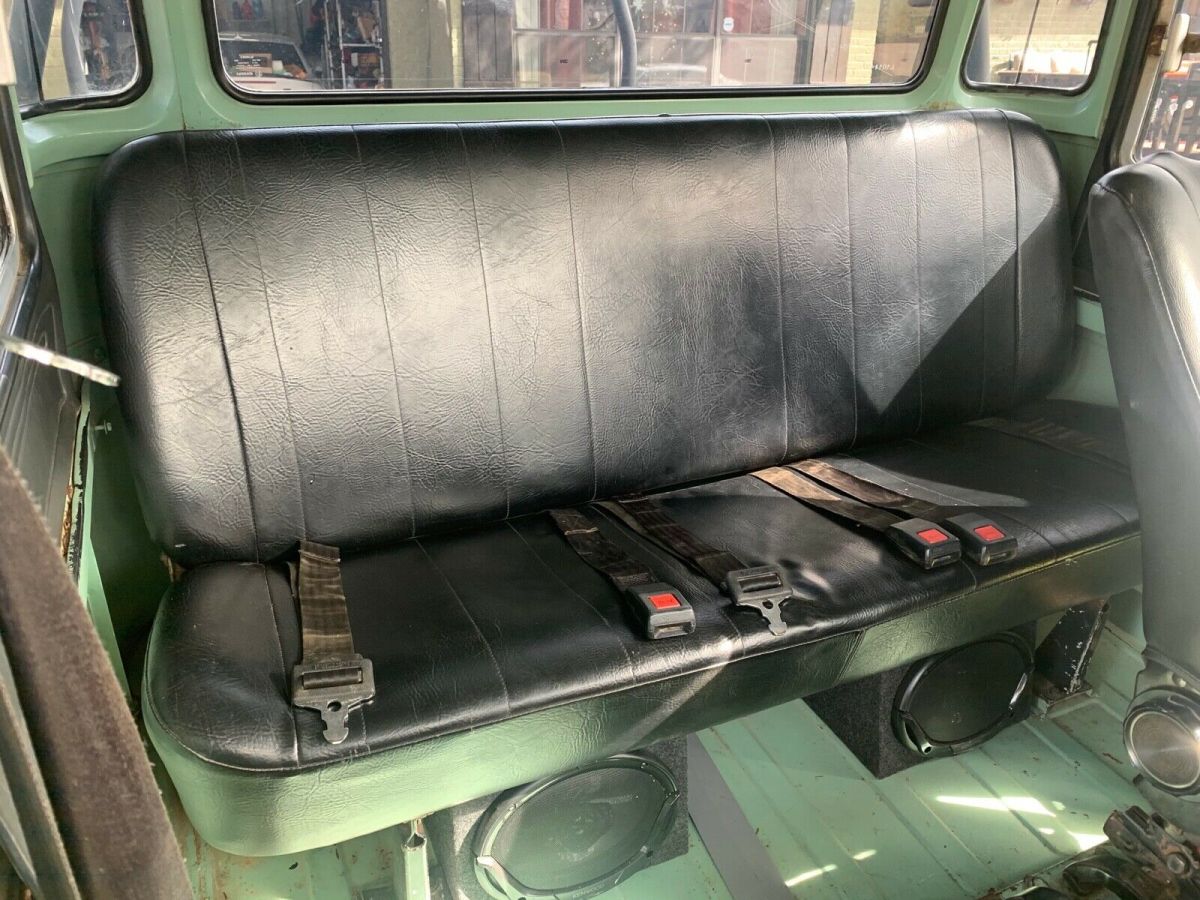 1990 Green Toyota Land Cruiser Crew Cab Pickup