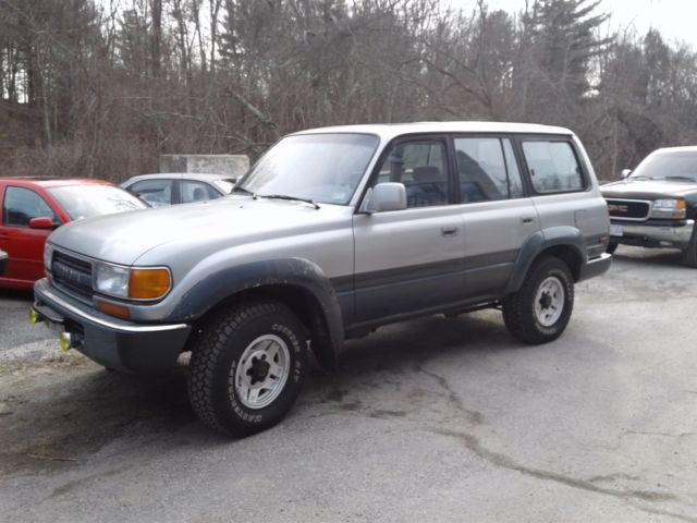 1990 Silver Toyota Land Cruiser SUV