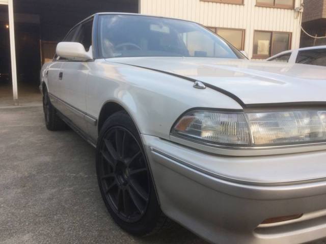 1990 White Toyota Mark II Sedan