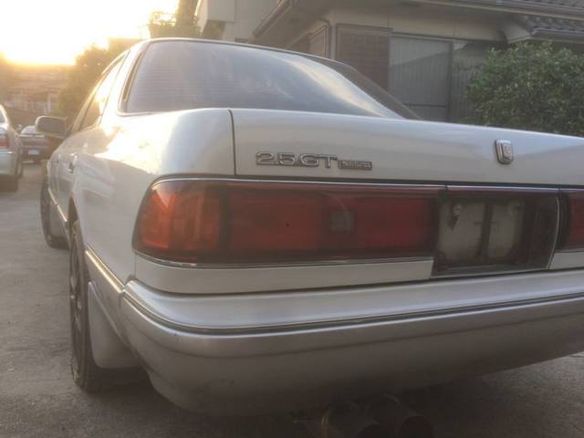 1990 White Toyota Mark II Sedan
