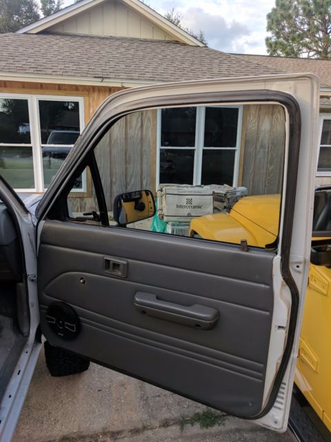 1990 Gray Toyota Tacoma Extended Cab Pickup