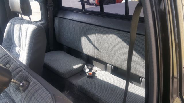 1990 Black Toyota Other x-Cab