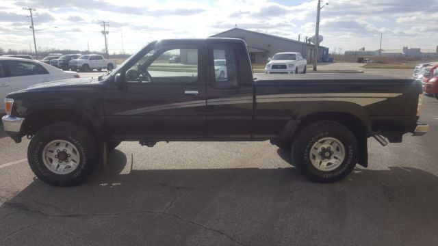 1990 Black Toyota Other x-Cab