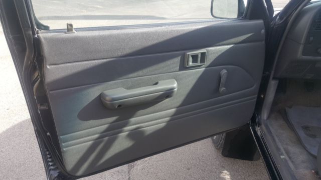 1990 Black Toyota Other x-Cab