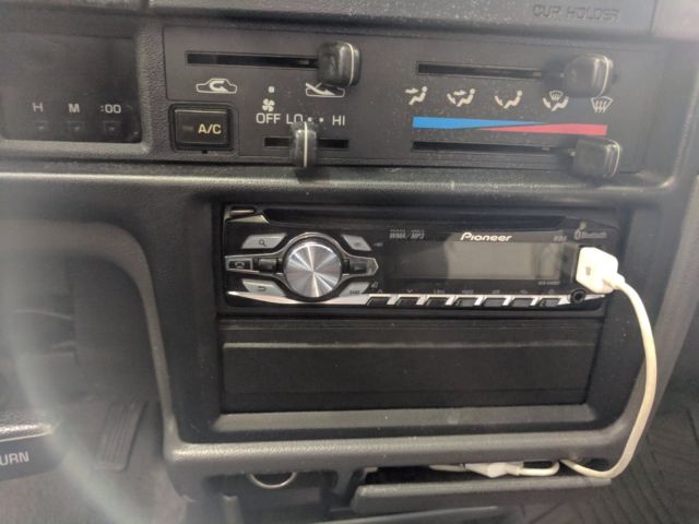 1990 Silver Toyota Other Extended Cab Pickup