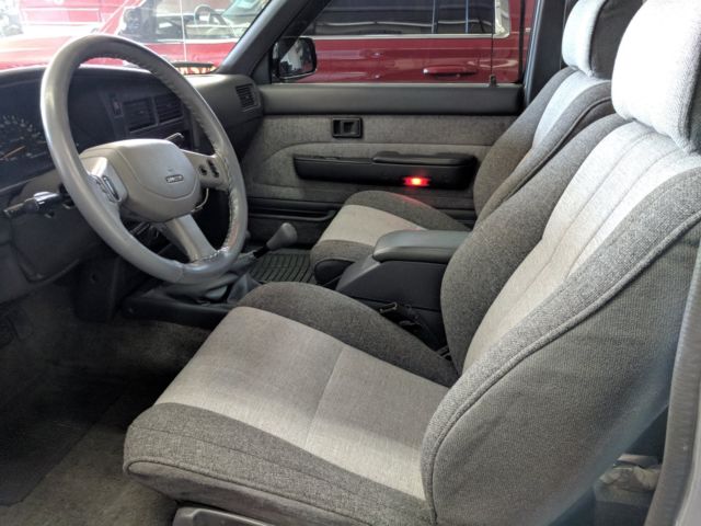 1990 Silver Toyota Other Extended Cab Pickup