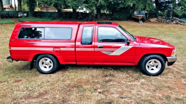 1990 Red Toyota SR5 Extended Cab Pickup