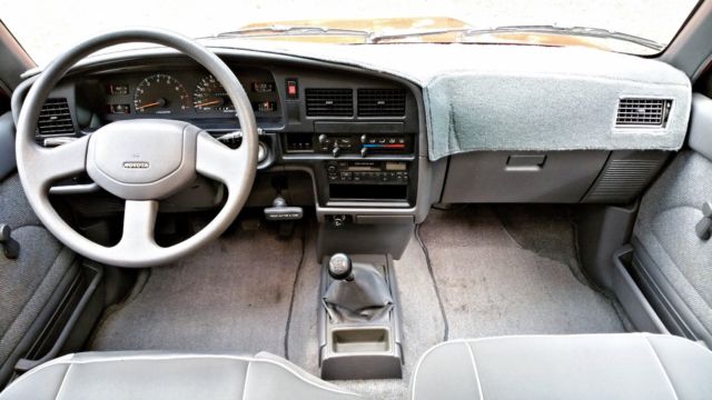 1990 Red Toyota SR5 Extended Cab Pickup