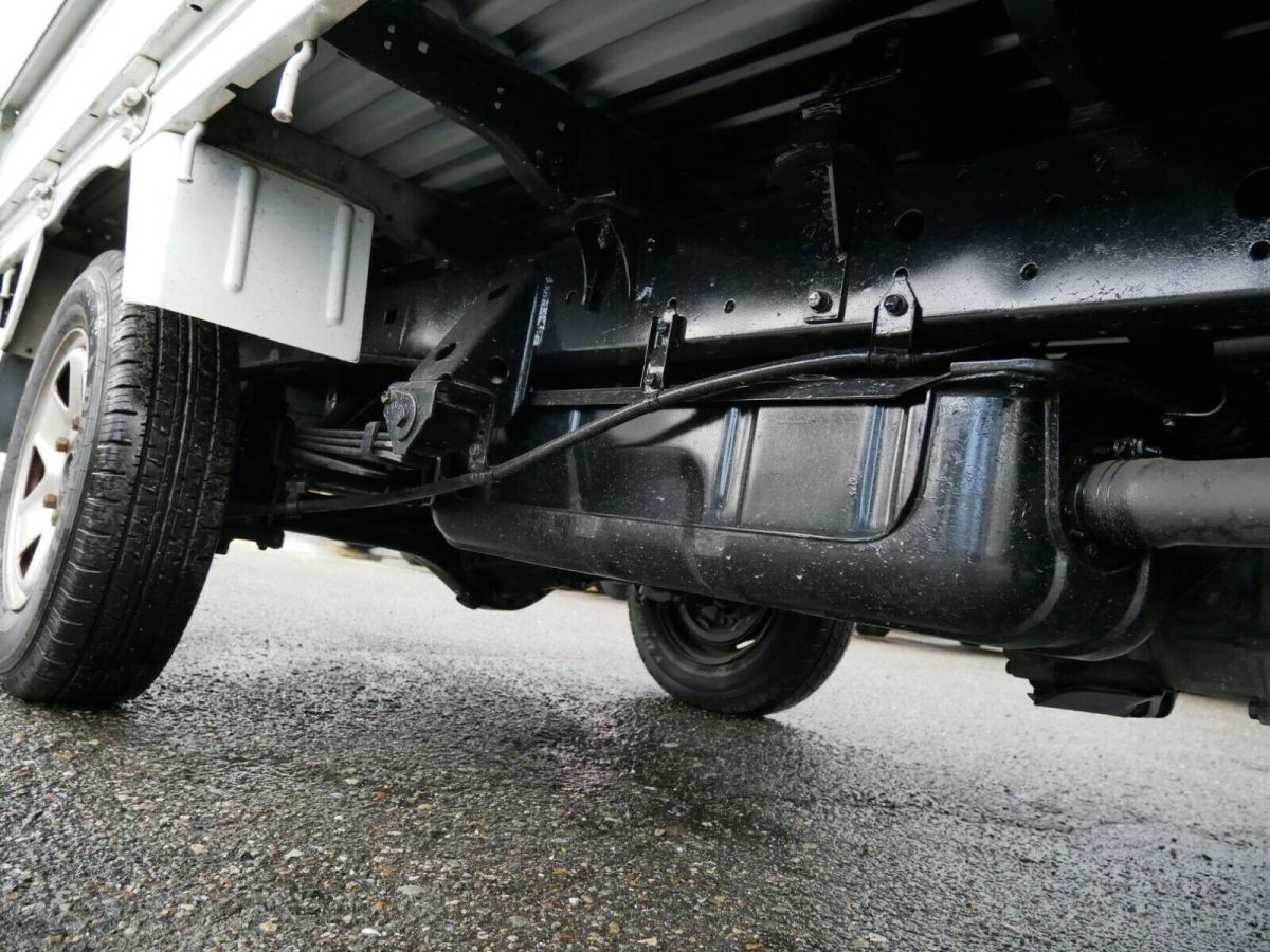 1990 White Toyota Town Ace