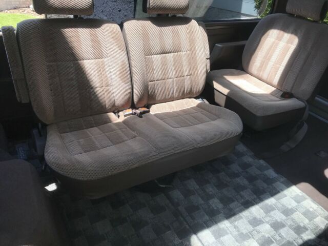 1990 Champagne Toyota Van Wagon Van Camper