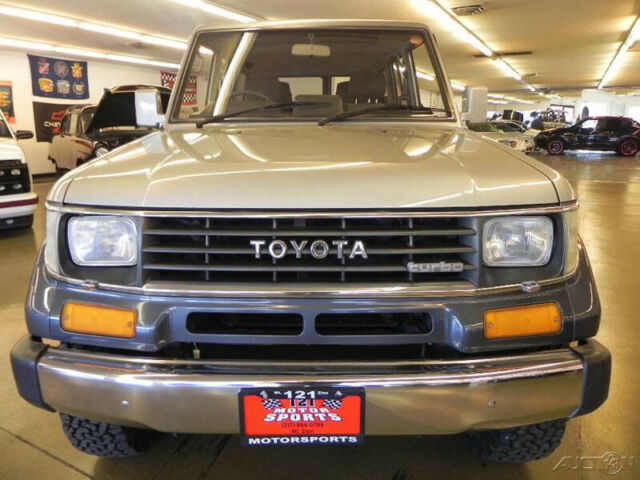 1990 Silver Toyota Land Cruiser