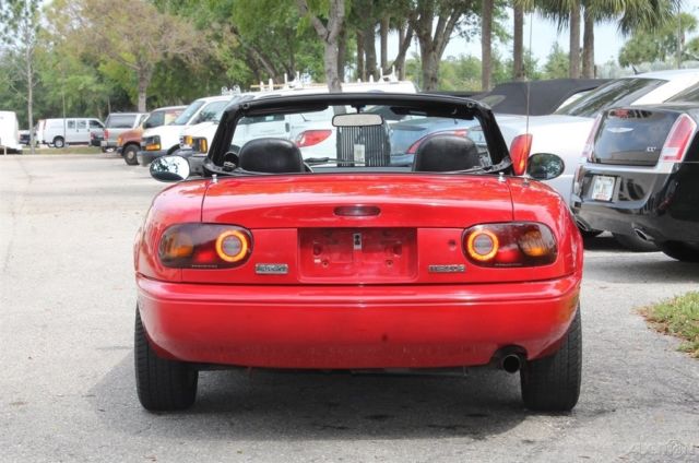 1990 Red Mazda MX-5 Miata Convertible