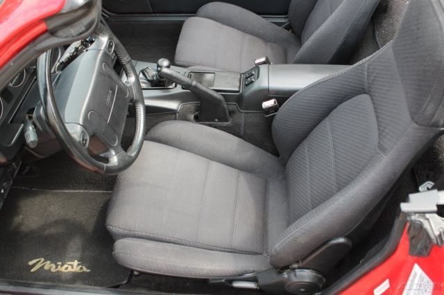 1990 Red Mazda MX-5 Miata Convertible