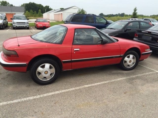 1990 Red Buick Reatta Coupe