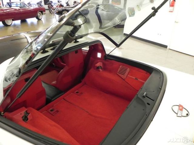 1990 White Chevrolet Corvette Hatchback