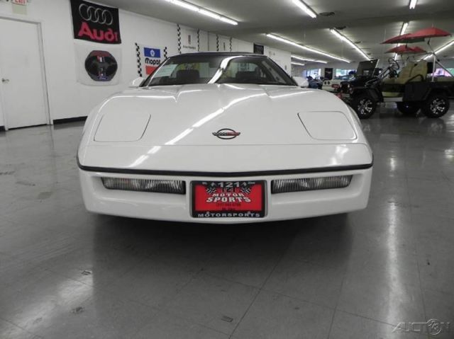 1990 White Chevrolet Corvette Hatchback