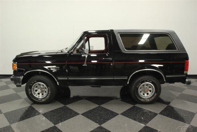 1990 Black Ford Bronco