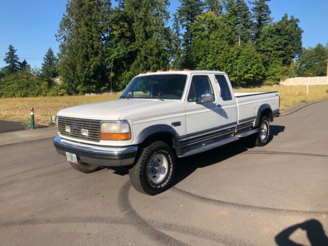 1993 White Ford F-250 Extended Cab Pickup