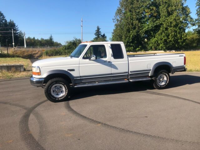 1993 White Ford F-250 Extended Cab Pickup