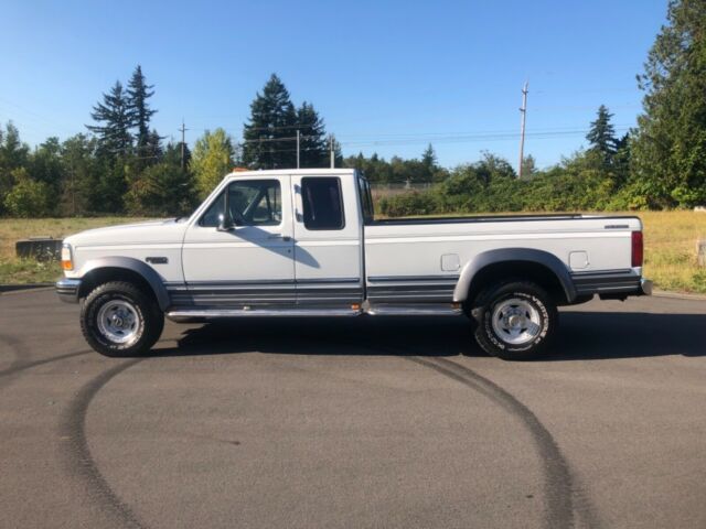 1993 White Ford F-250 Extended Cab Pickup