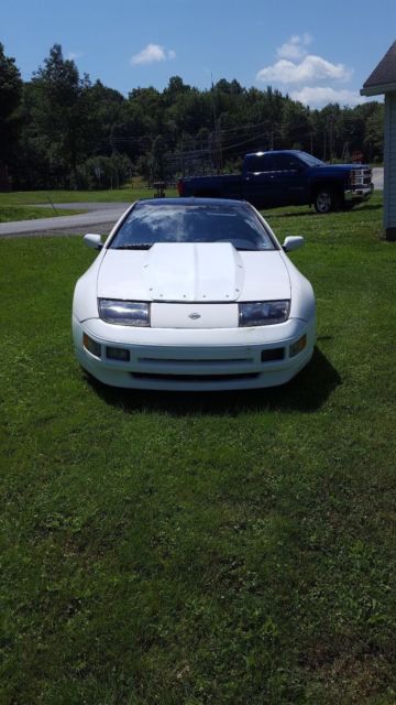 1991 White Nissan 300ZX