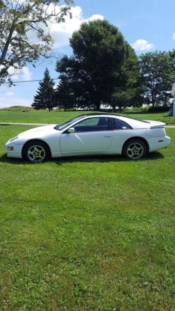 1991 White Nissan 300ZX
