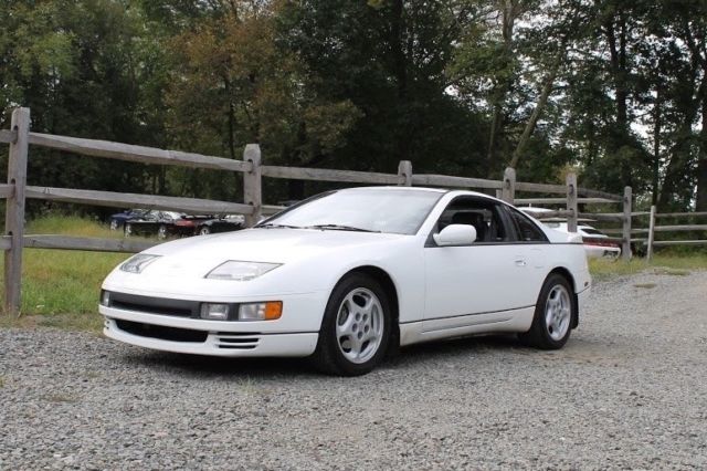 1991 White Nissan 300ZX Hatchback