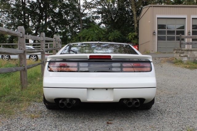 1991 White Nissan 300ZX Hatchback