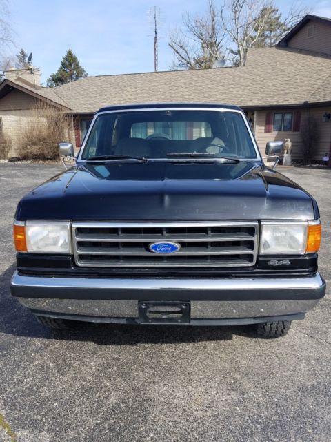 1991 Black Ford Bronco SUV