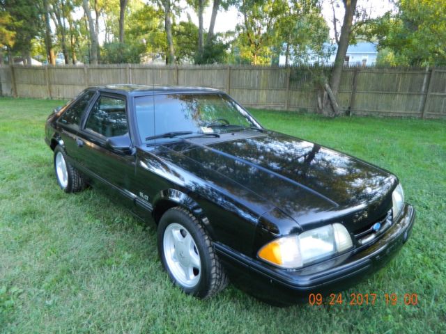 1991 Black Ford Mustang Coupe