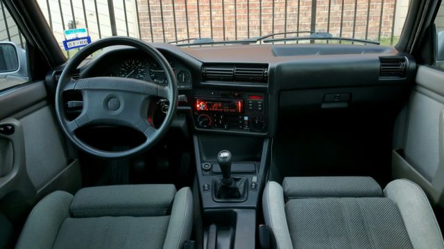 1991 Silver BMW 3-Series Coupe