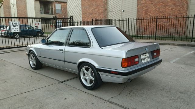 1991 Silver BMW 3-Series Coupe