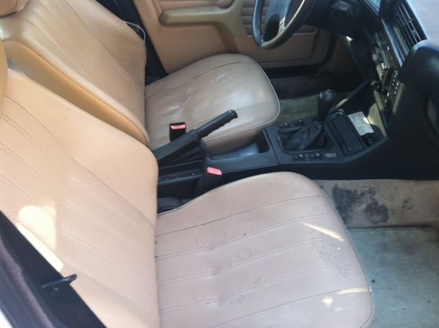 1991 White BMW 3-Series Sedan