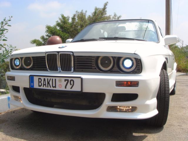 1991 PearlWhite BMW 3-Series Convertible