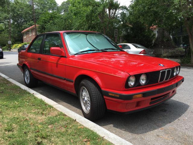 1991 Red BMW 3-Series Coupe