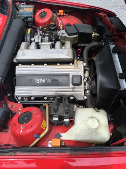 1991 Red BMW 3-Series Coupe