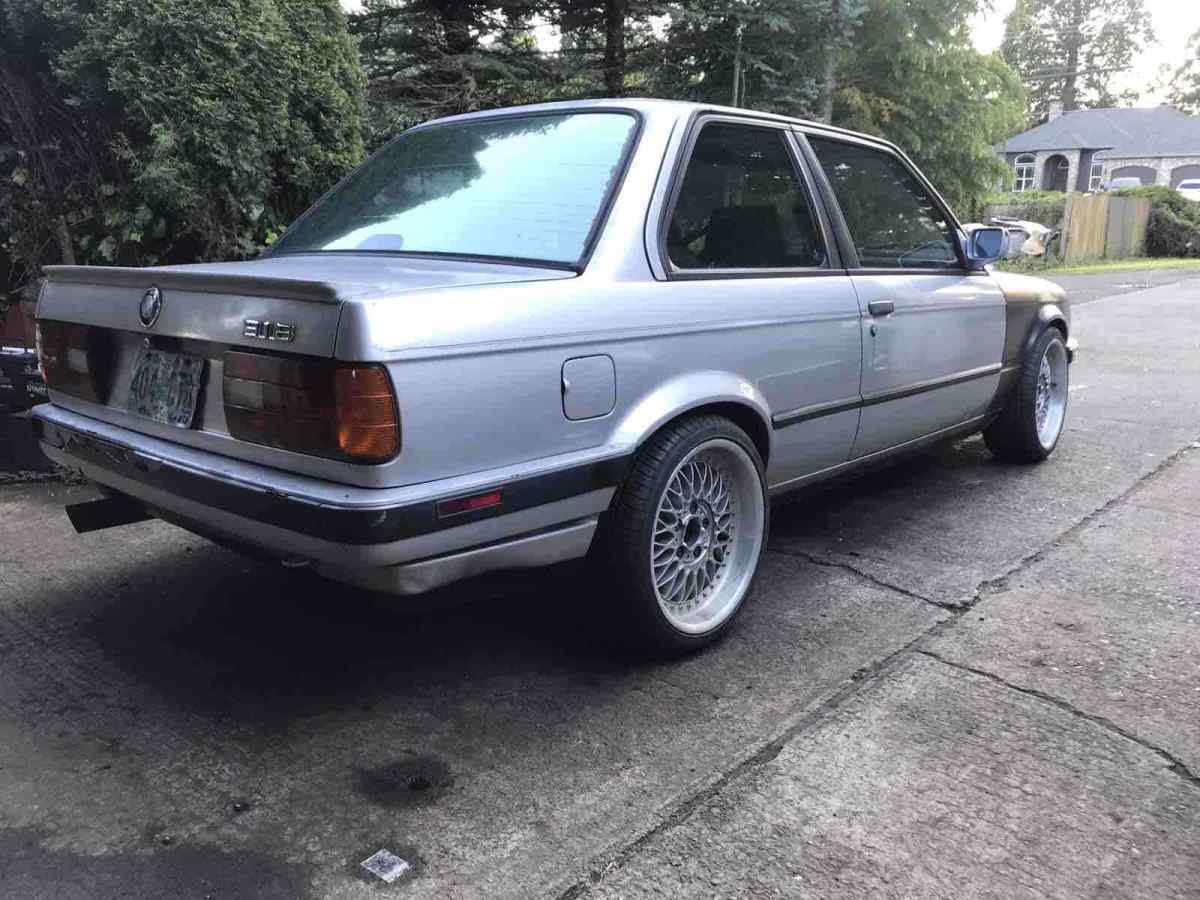 1991 Grey BMW 318is