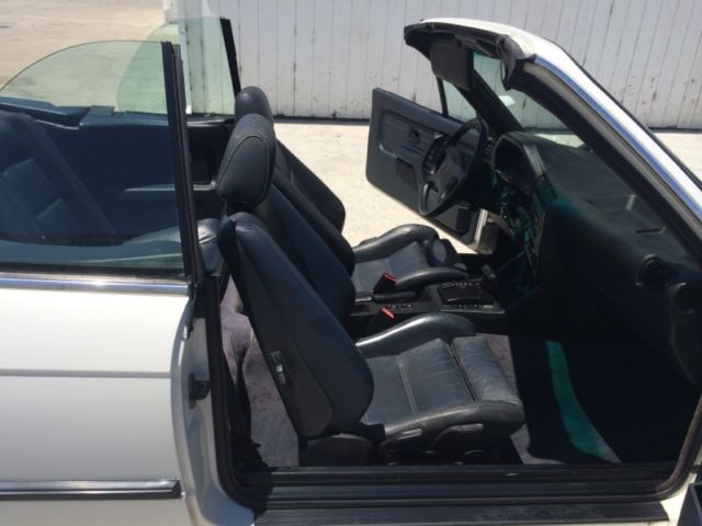 1991 White BMW 3-Series Convertible