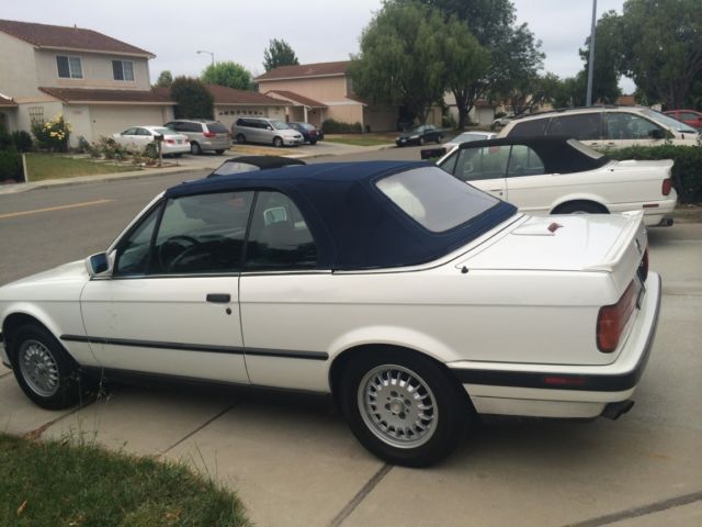 1991 White BMW 3-Series Convertible